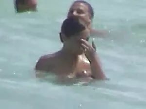 Bionda barare su fil ...